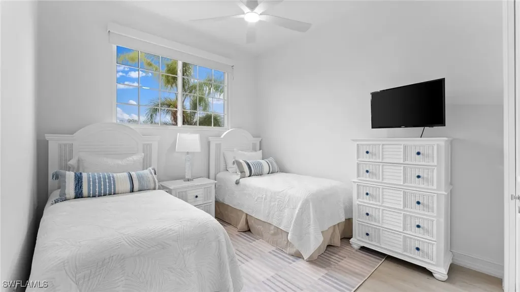 6172 Dogleg Drive Naples FL 34113