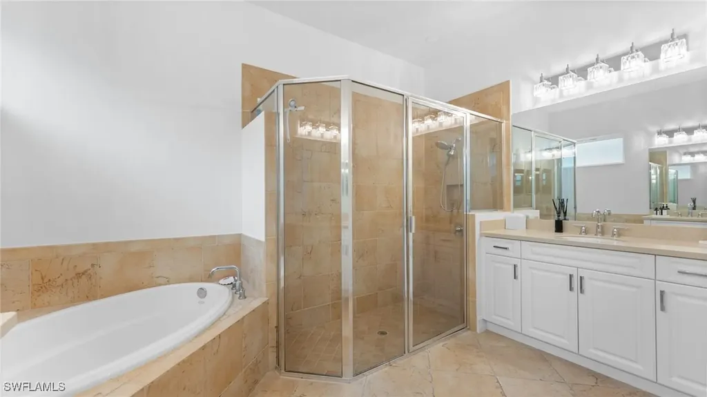 6172 Dogleg Drive Naples FL 34113