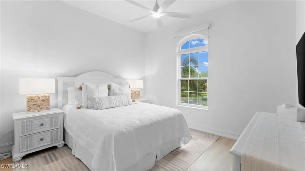 6172 Dogleg Drive Naples FL 34113