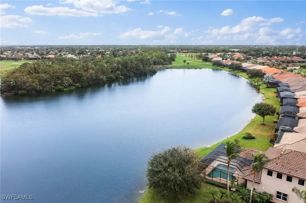 6172 Dogleg Drive Naples FL 34113