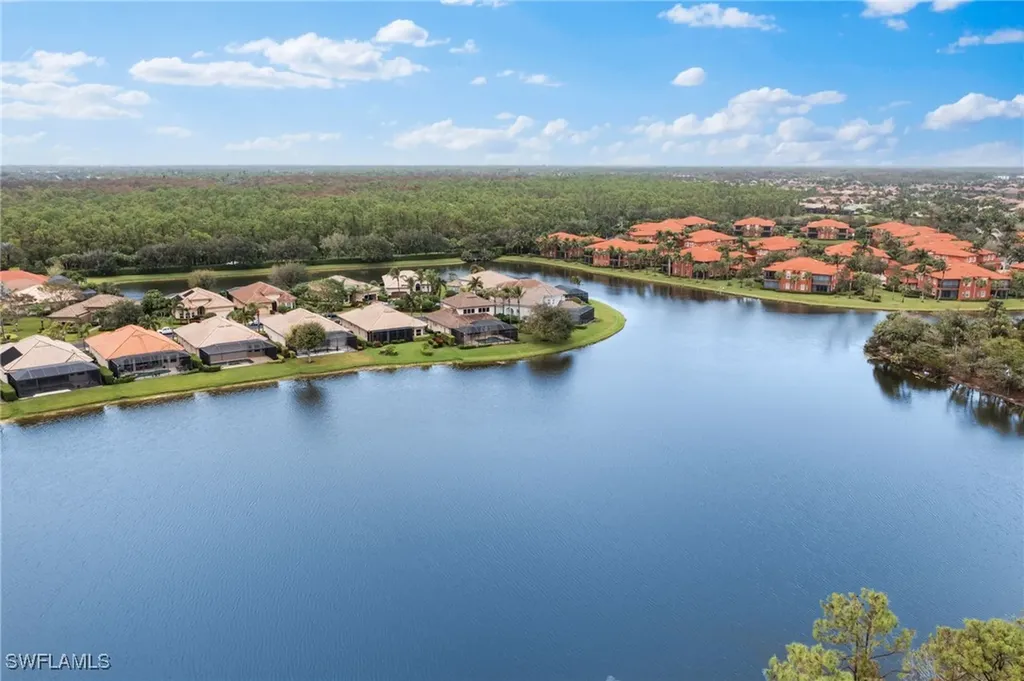 6172 Dogleg Drive Naples FL 34113
