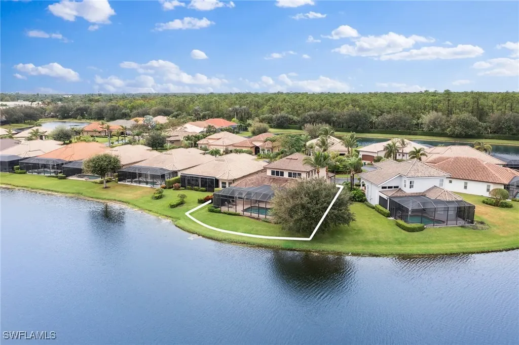 6172 Dogleg Drive Naples FL 34113