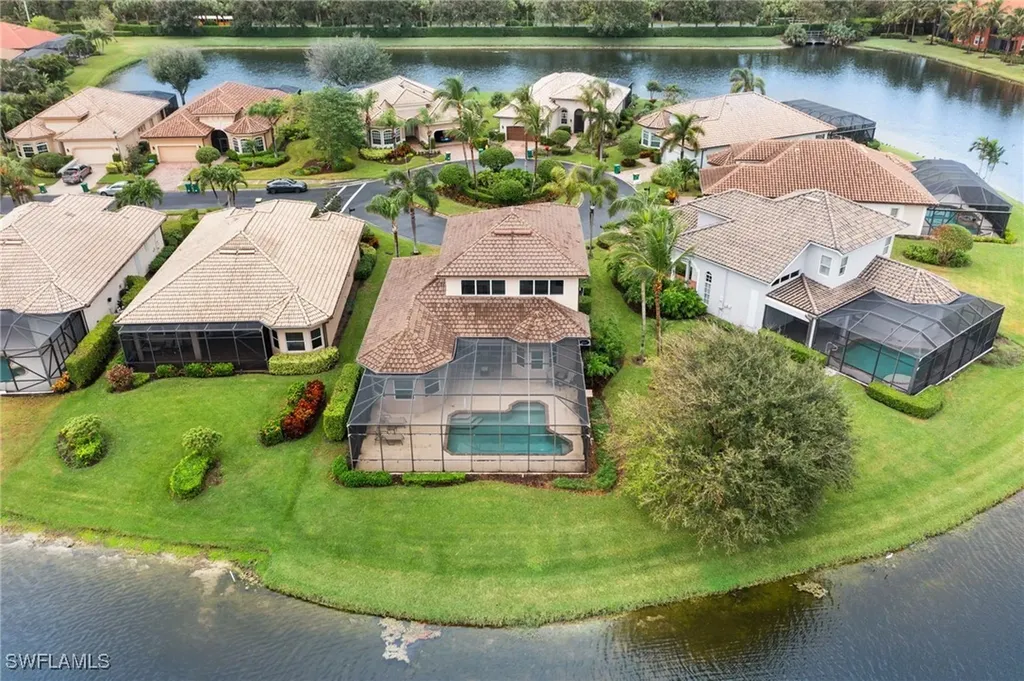 6172 Dogleg Drive Naples FL 34113