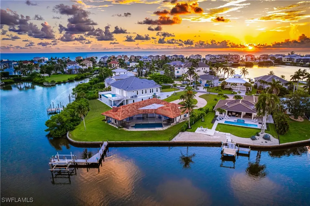 26900 Mclaughlin Boulevard Bonita Springs FL 34134