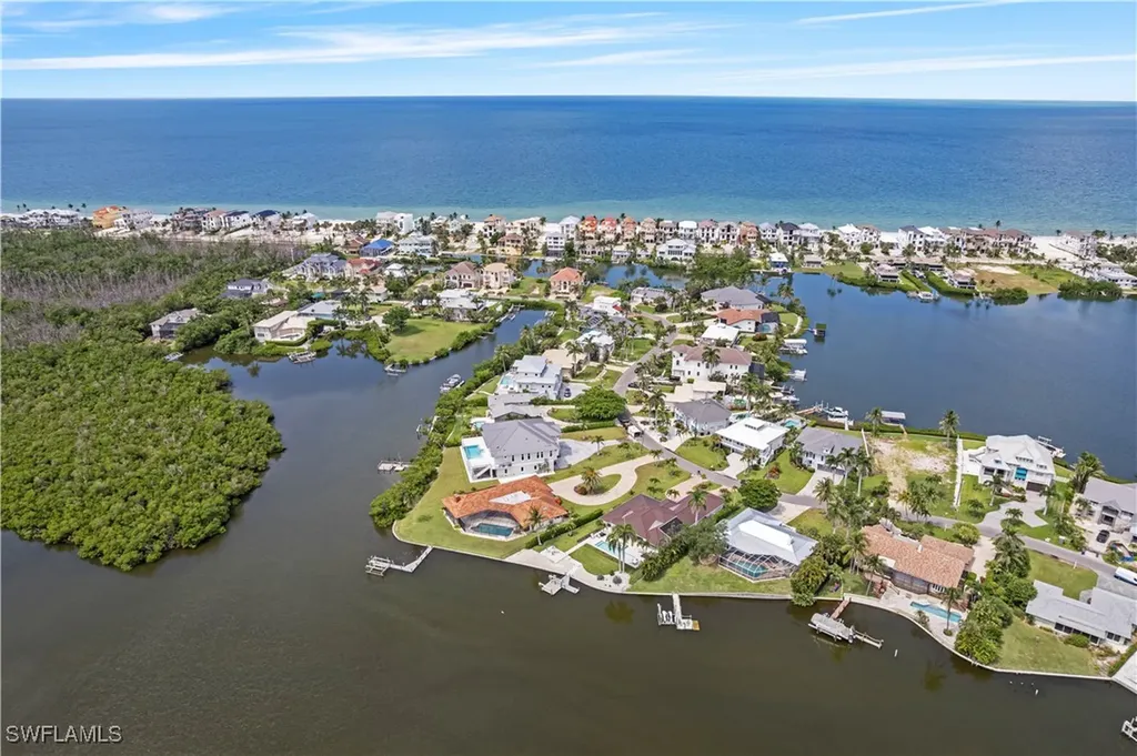 26900 Mclaughlin Boulevard Bonita Springs FL 34134