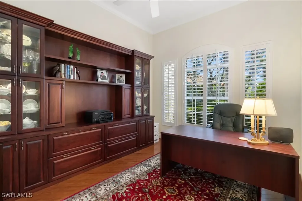 1091 Camelot Circle Naples FL 34119
