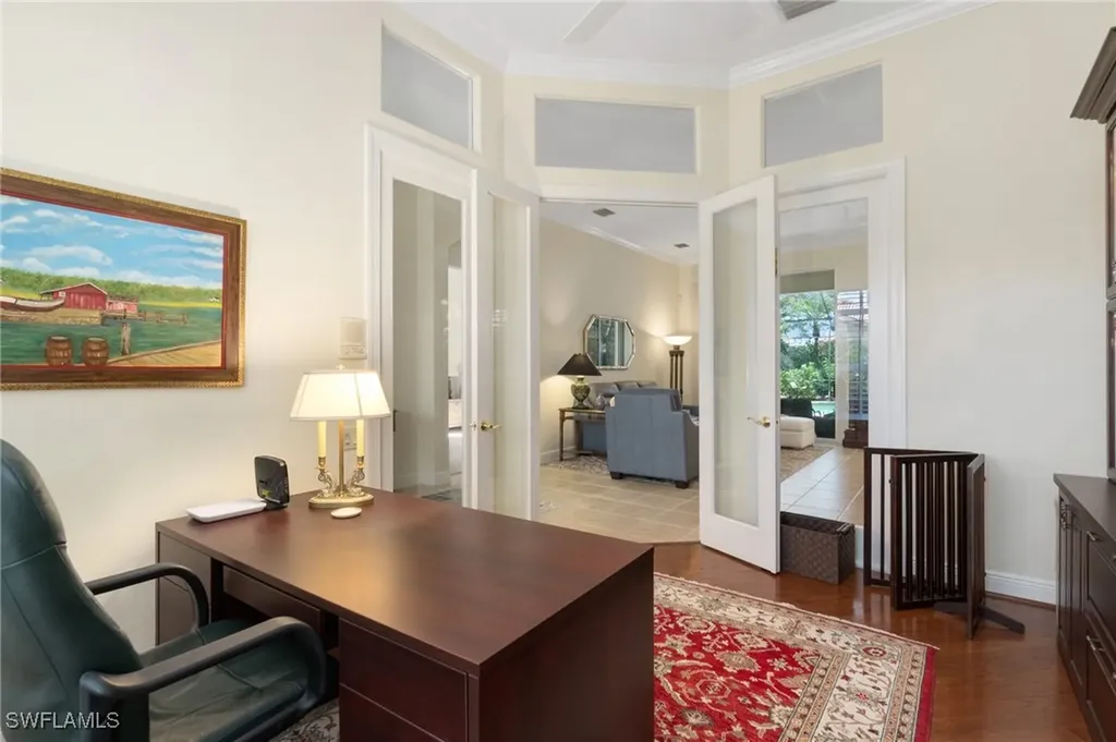 1091 Camelot Circle Naples FL 34119
