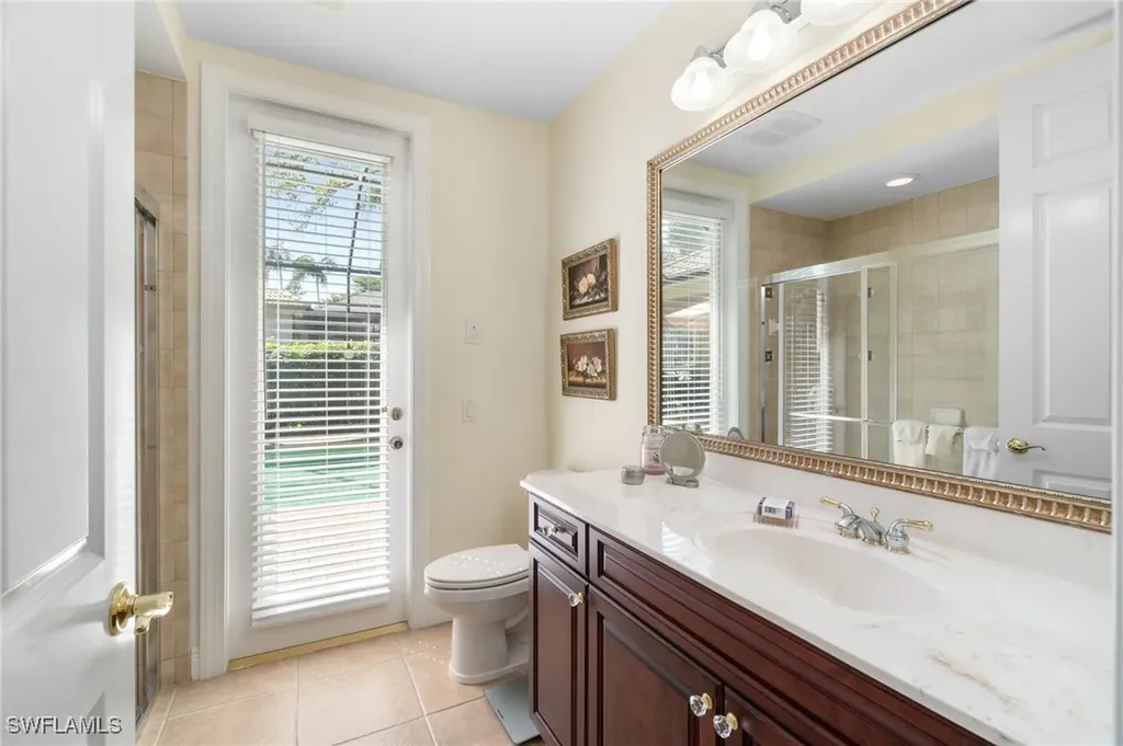 1091 Camelot Circle Naples FL 34119