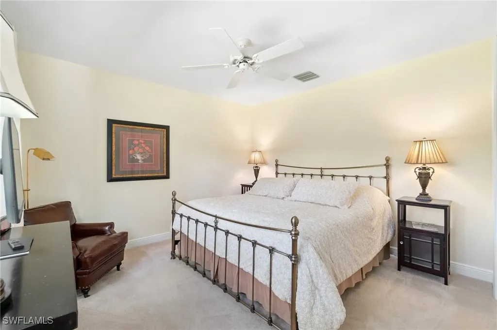 1091 Camelot Circle Naples FL 34119