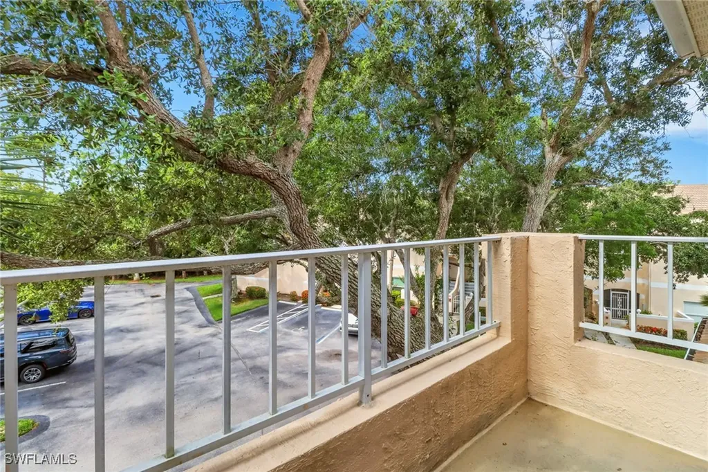 1096 Woodshire Lane Naples FL 34105