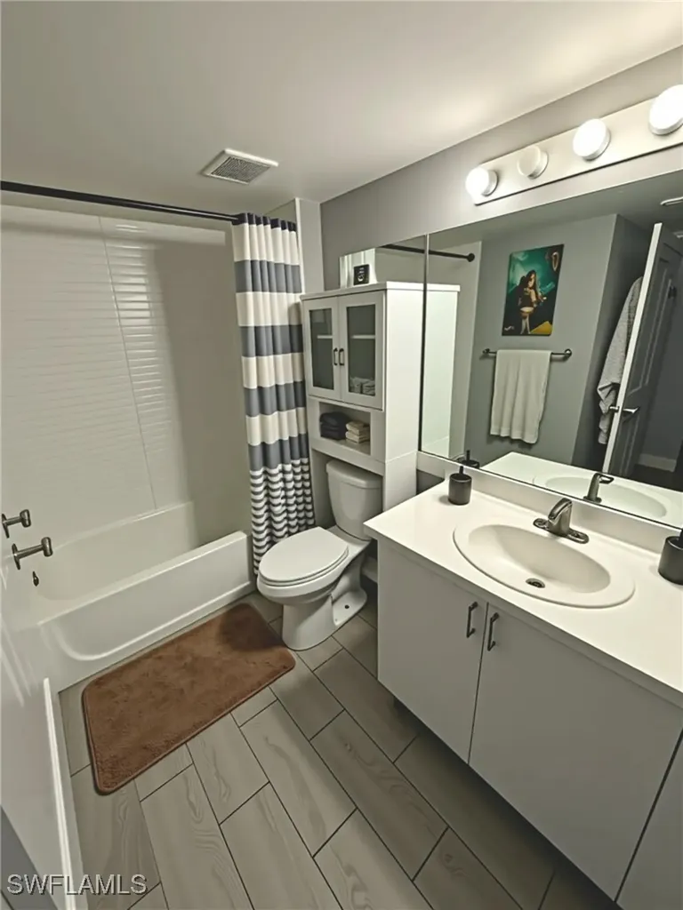 1820 Florida Club Circle Naples FL 34112