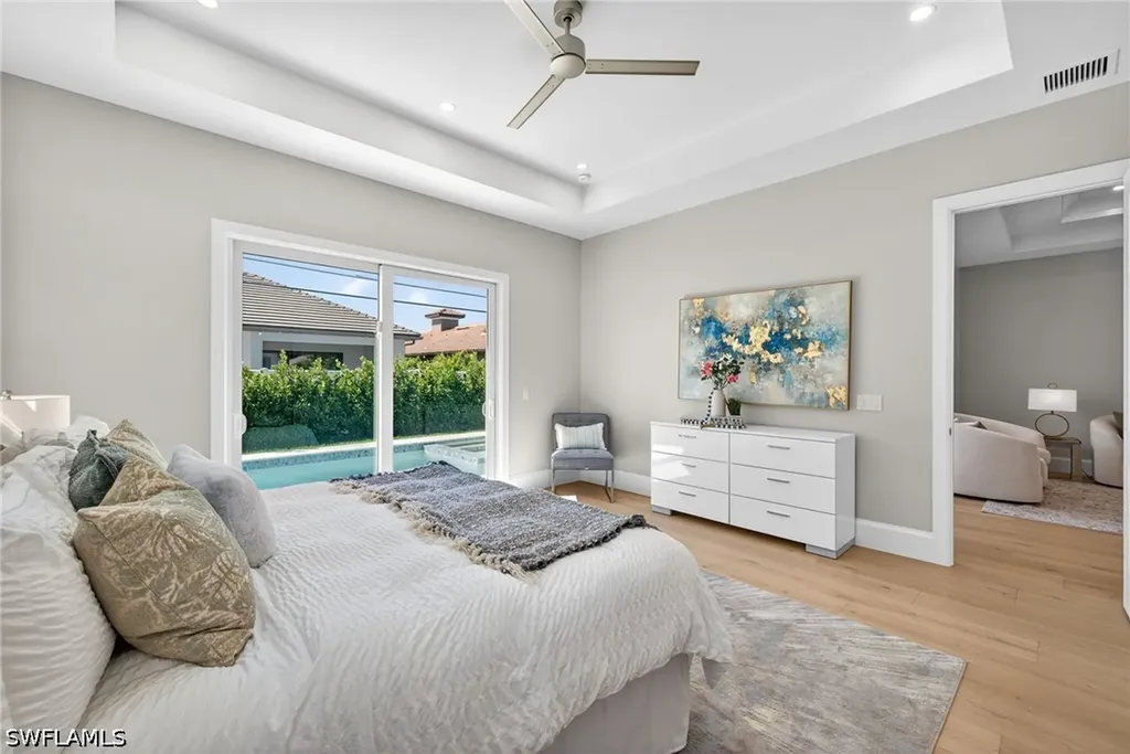 558 100th Avenue N Naples FL 34108