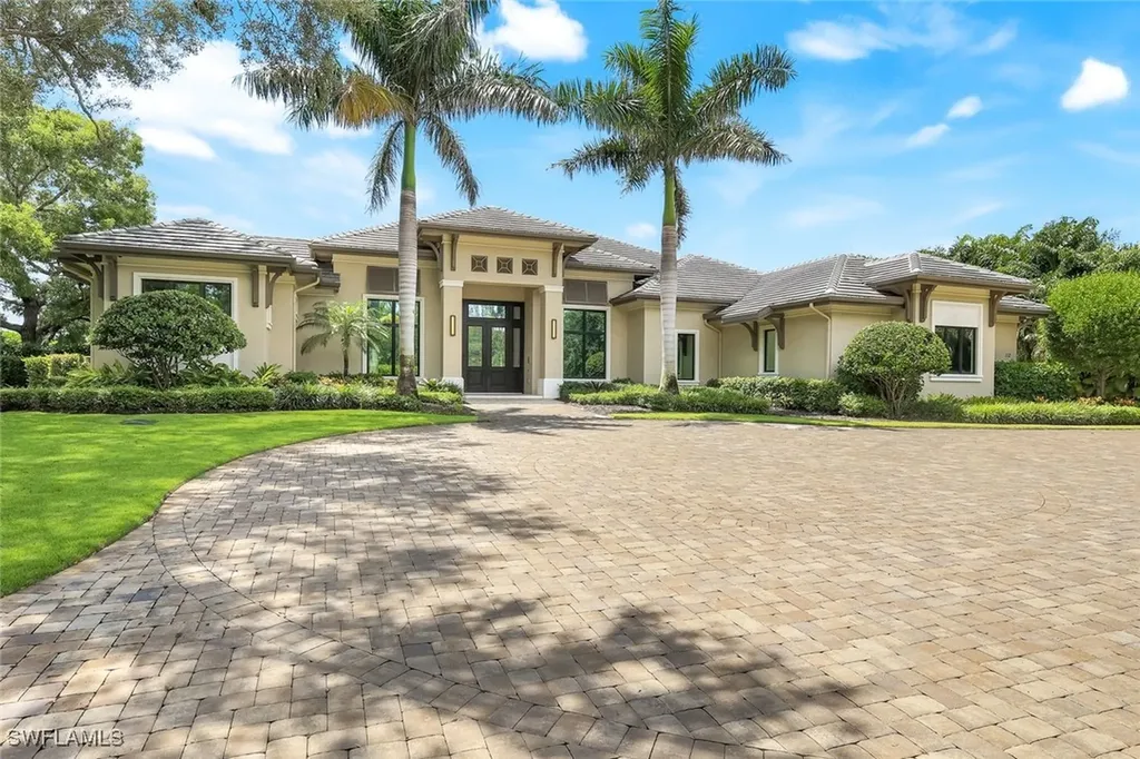 112 Hickory Road Naples FL 34108