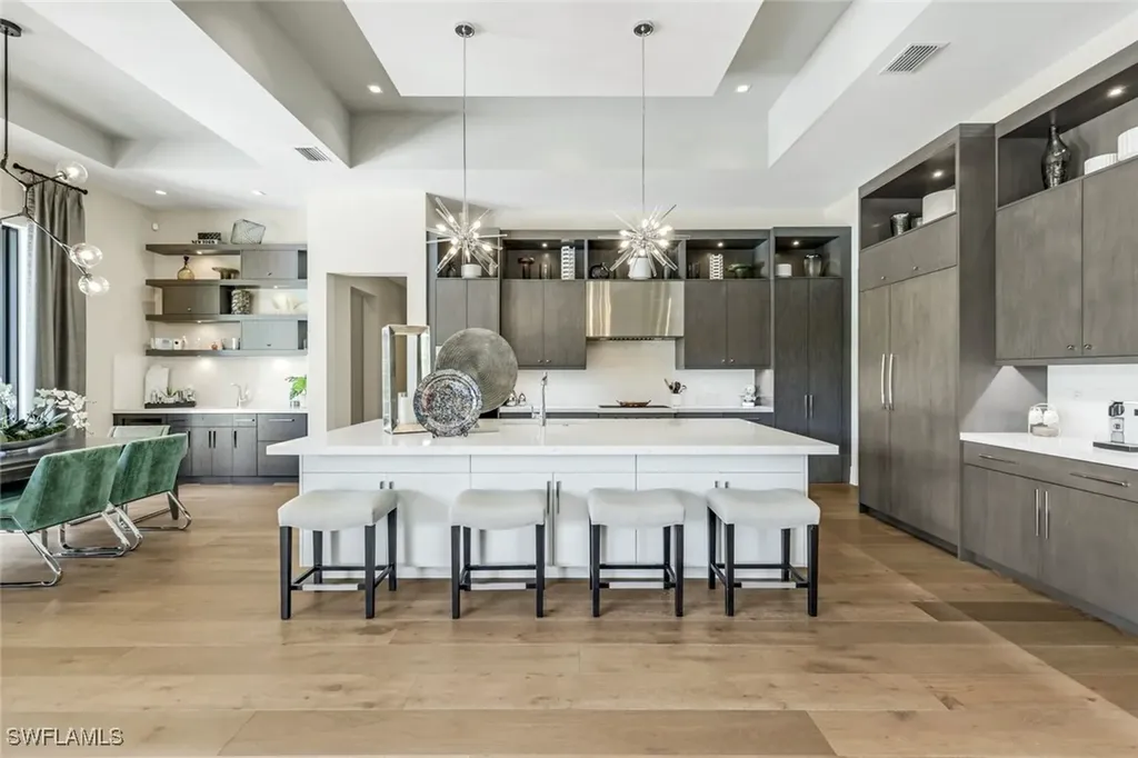 112 Hickory Road Naples FL 34108