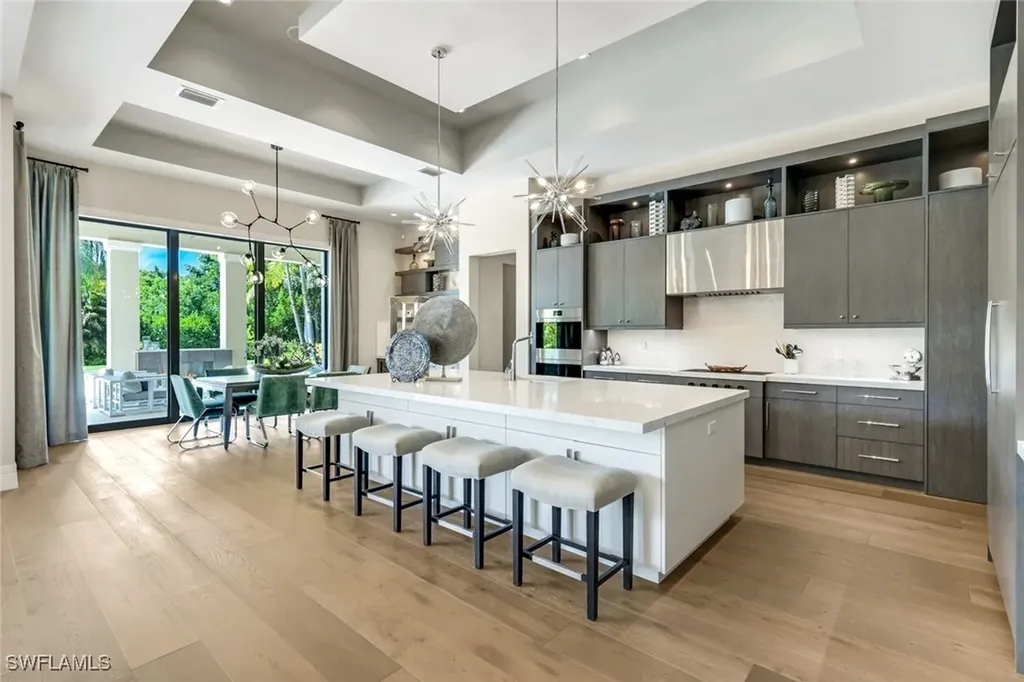 112 Hickory Road Naples FL 34108