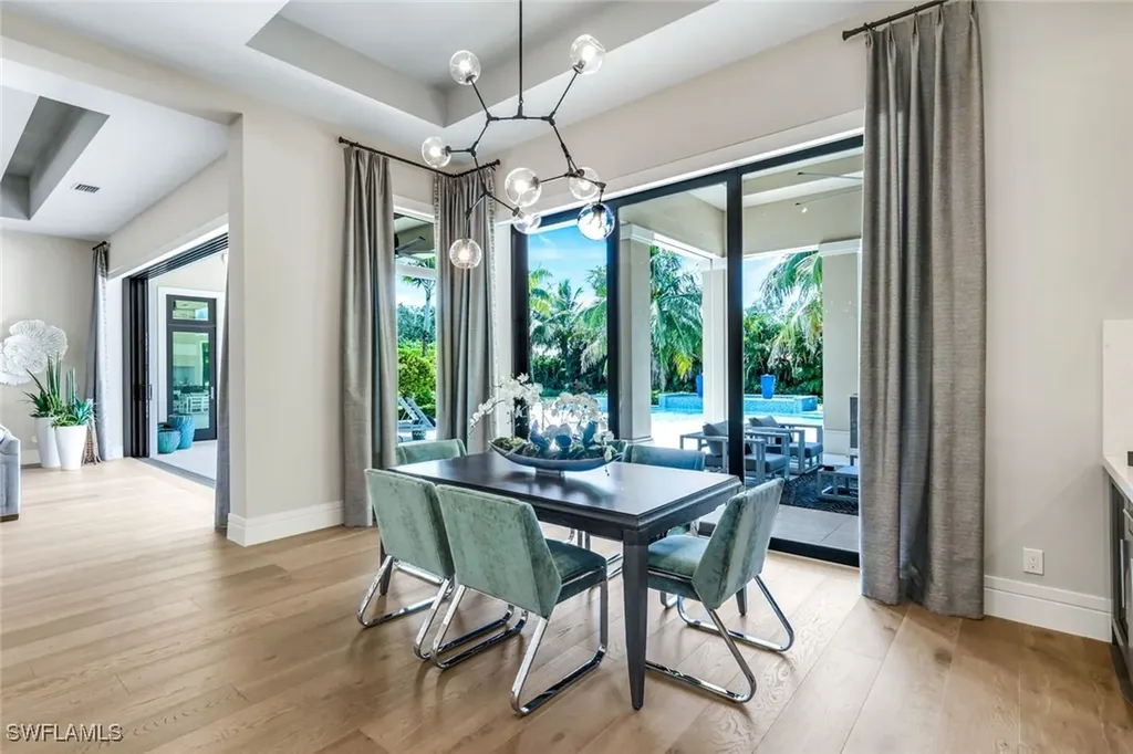 112 Hickory Road Naples FL 34108