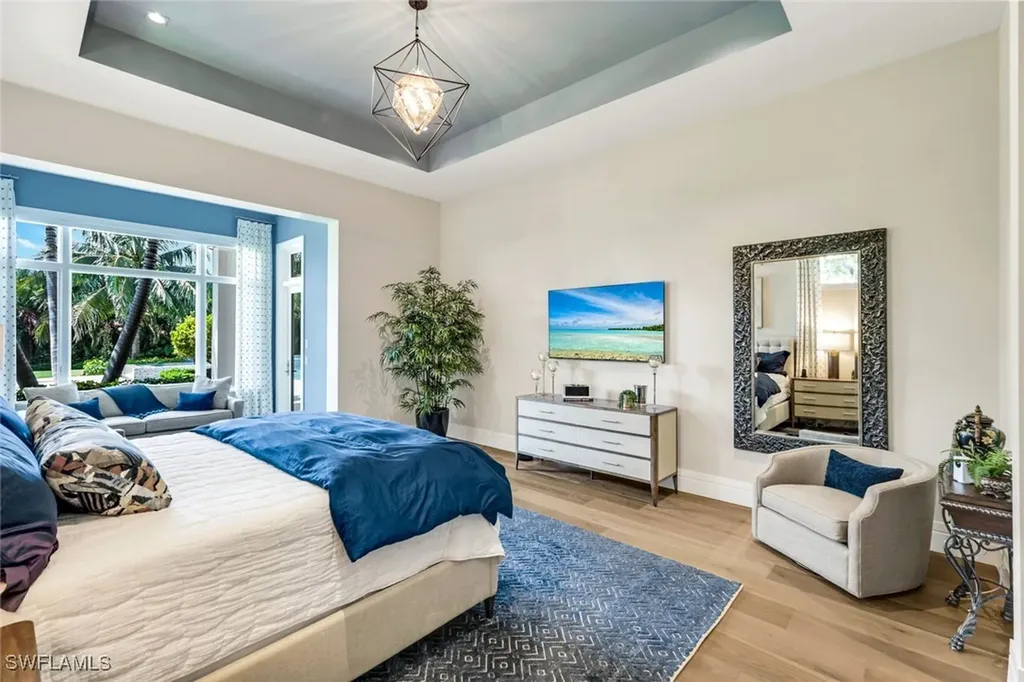 112 Hickory Road Naples FL 34108