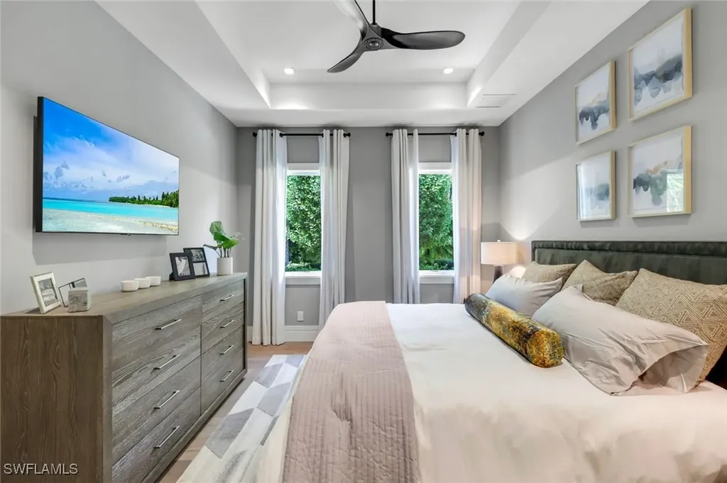 112 Hickory Road Naples FL 34108