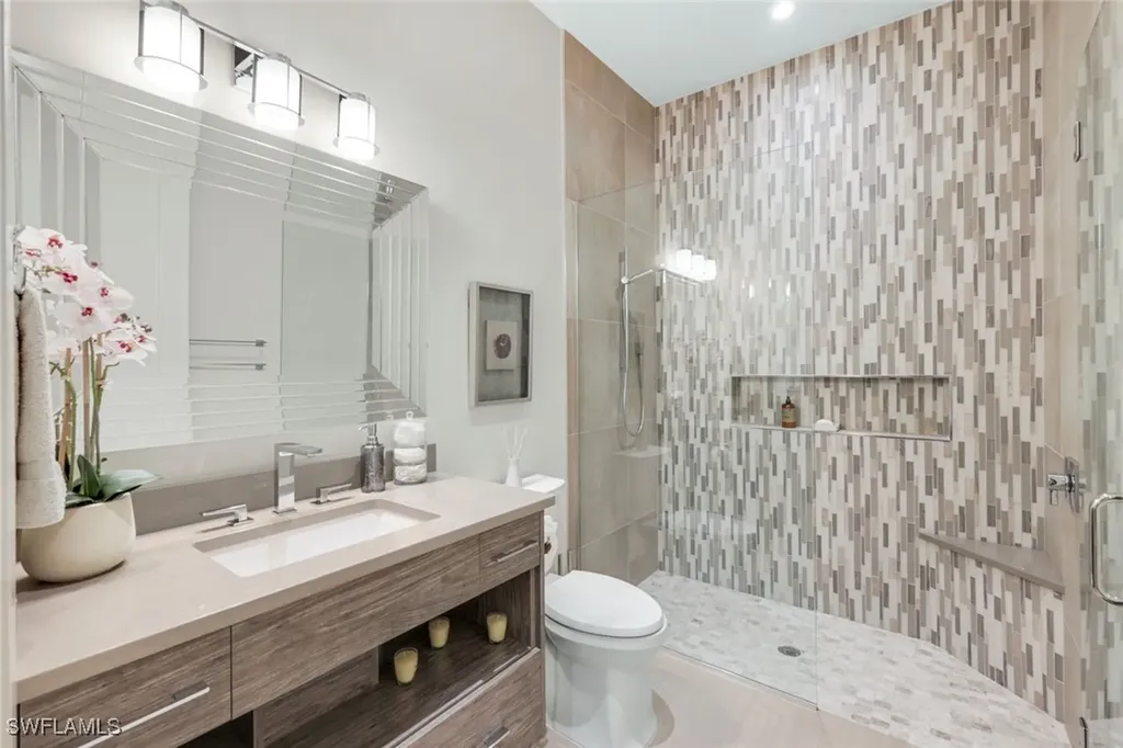 112 Hickory Road Naples FL 34108