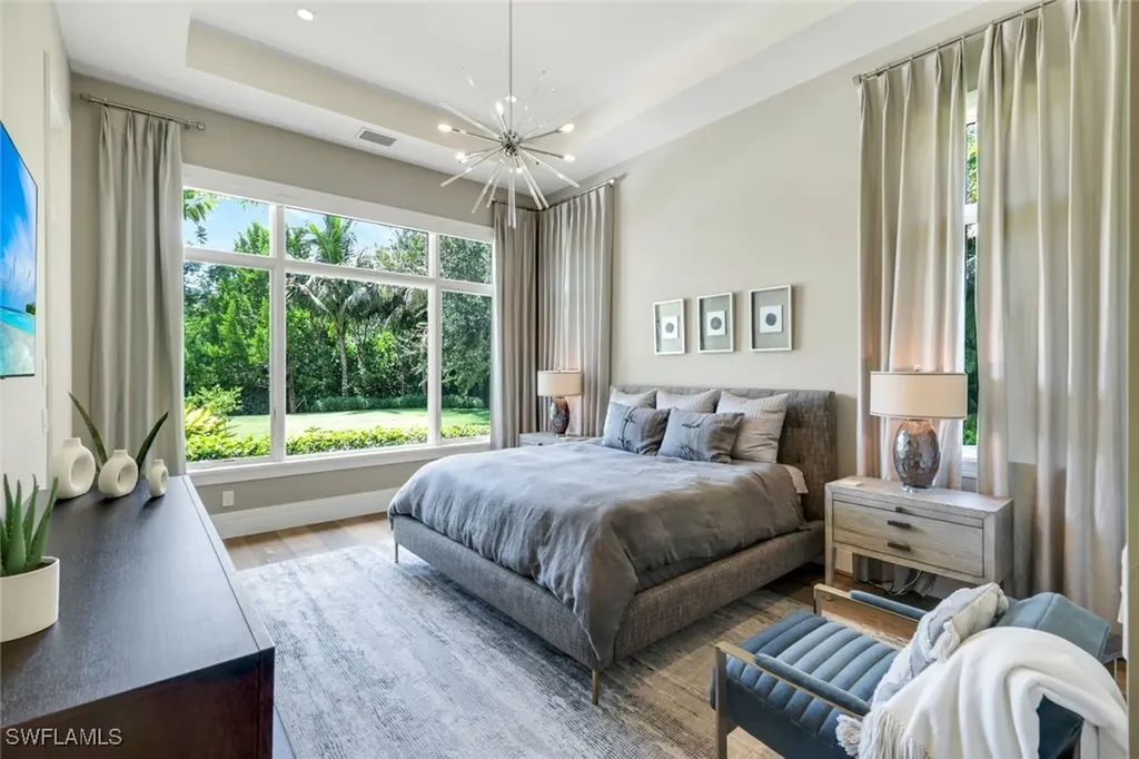 112 Hickory Road Naples FL 34108