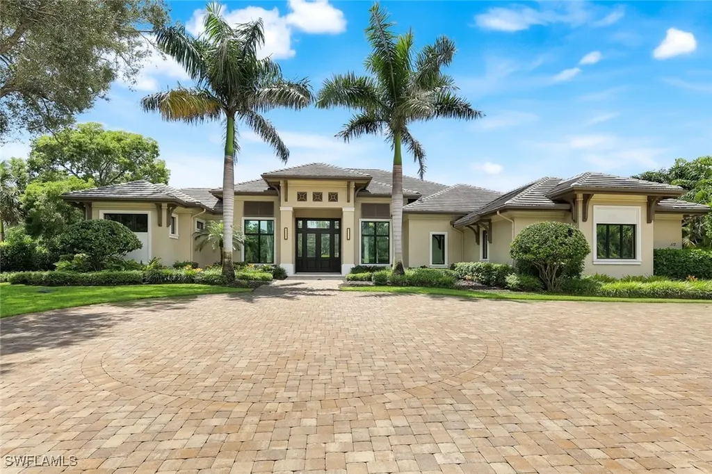 112 Hickory Road Naples FL 34108