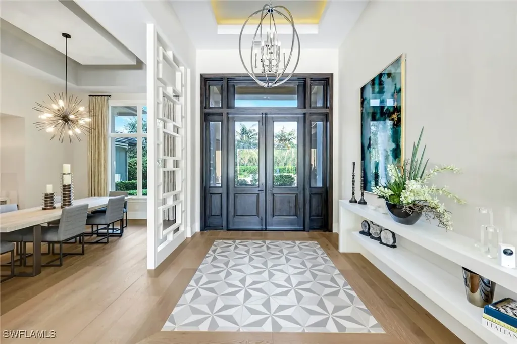 112 Hickory Road Naples FL 34108