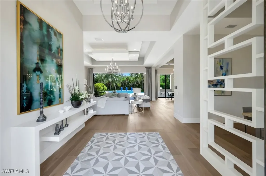 112 Hickory Road Naples FL 34108