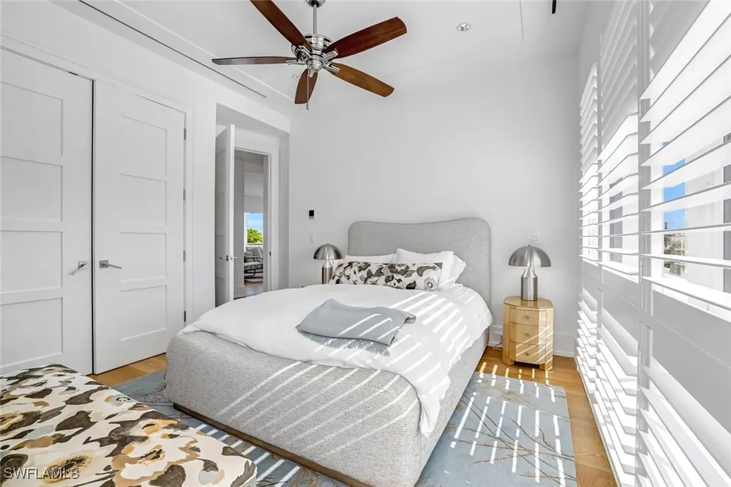 382 12th Avenue S Naples FL 34102