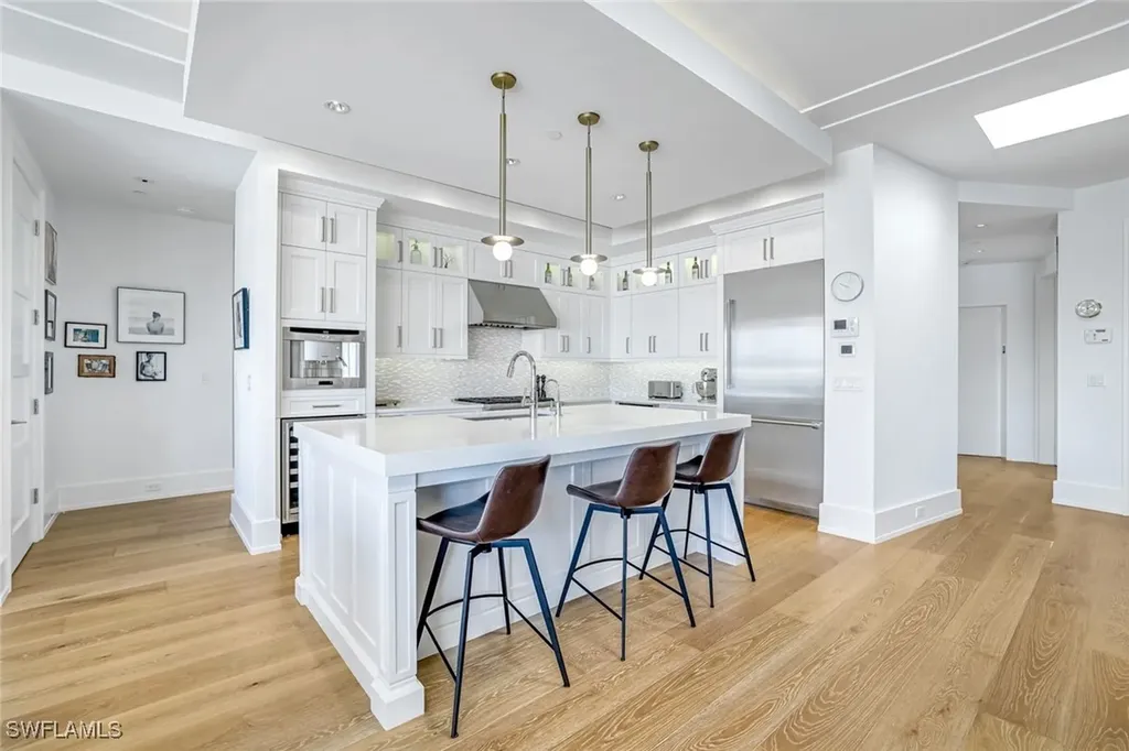 382 12th Avenue S Naples FL 34102