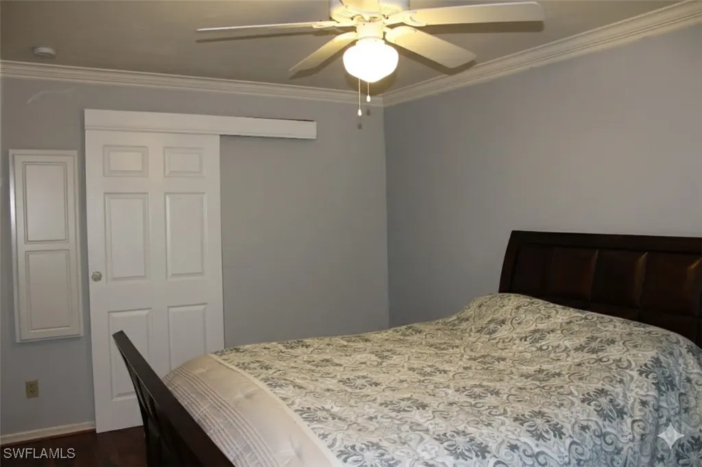 7360 Saint Ives Way Naples FL 34104