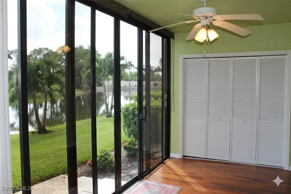 7360 Saint Ives Way Naples FL 34104