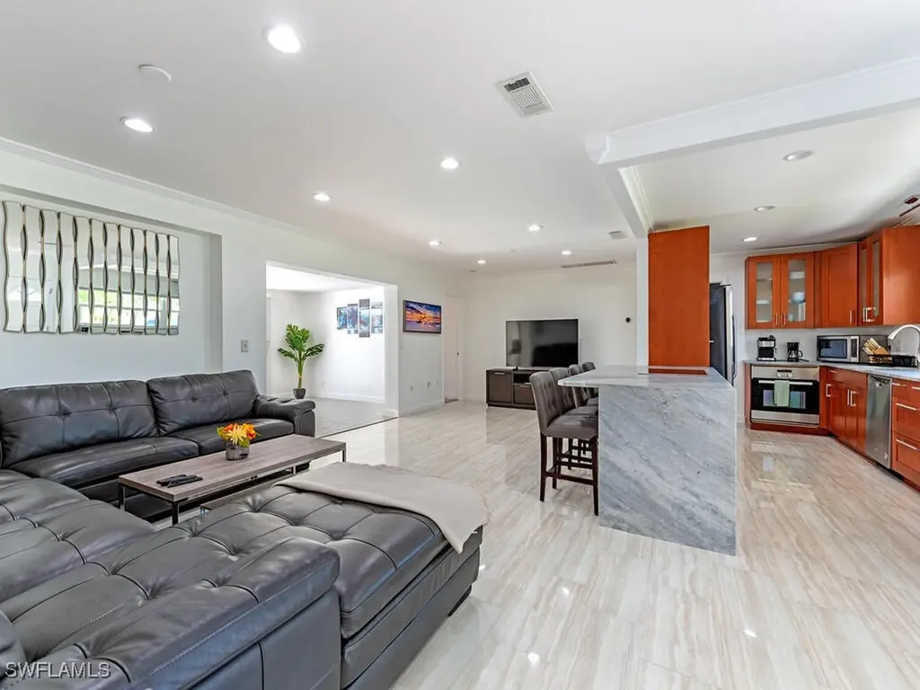 152 Coral Vine Drive Naples FL 34110