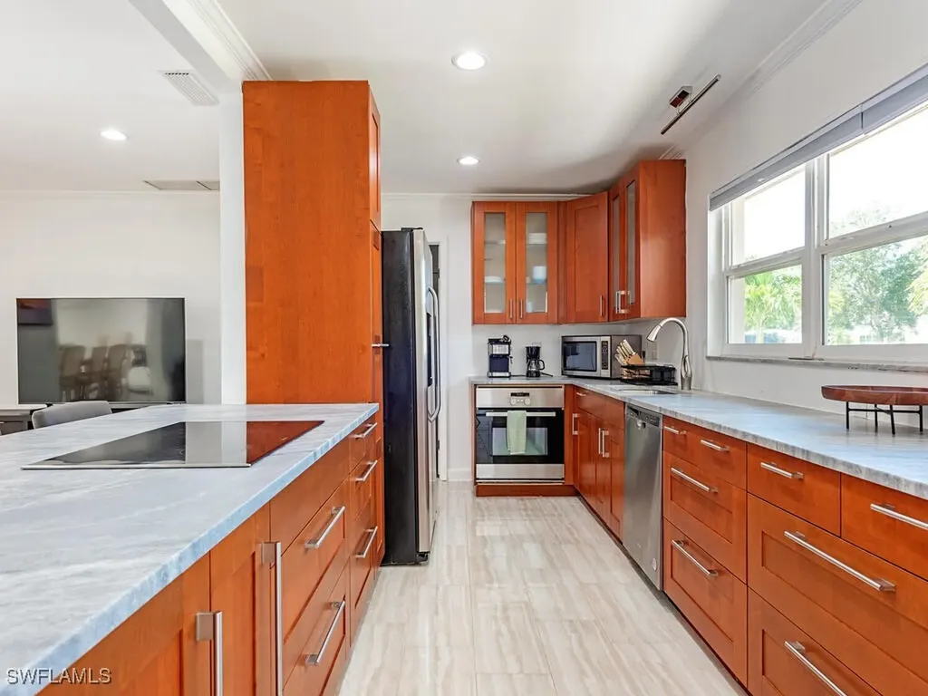 152 Coral Vine Drive Naples FL 34110