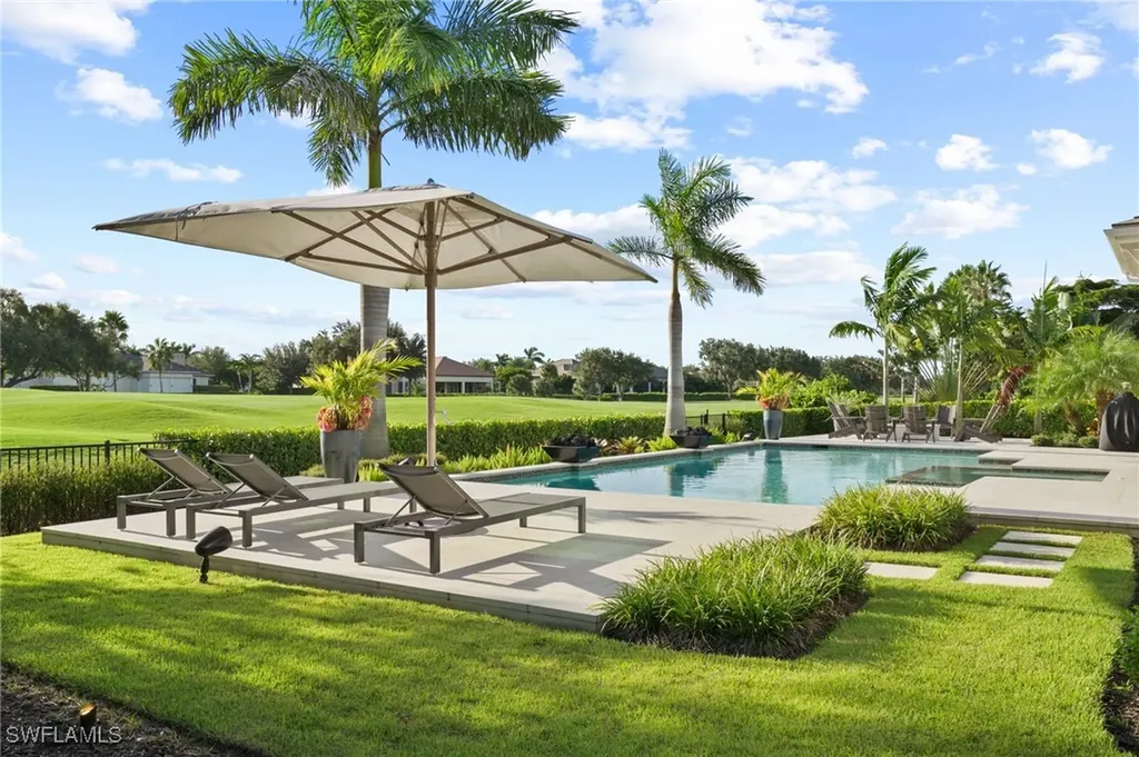 6253 Highcroft Drive Naples FL 34119
