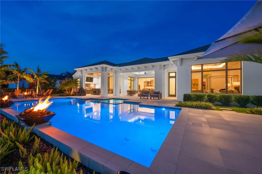 6253 Highcroft Drive Naples FL 34119
