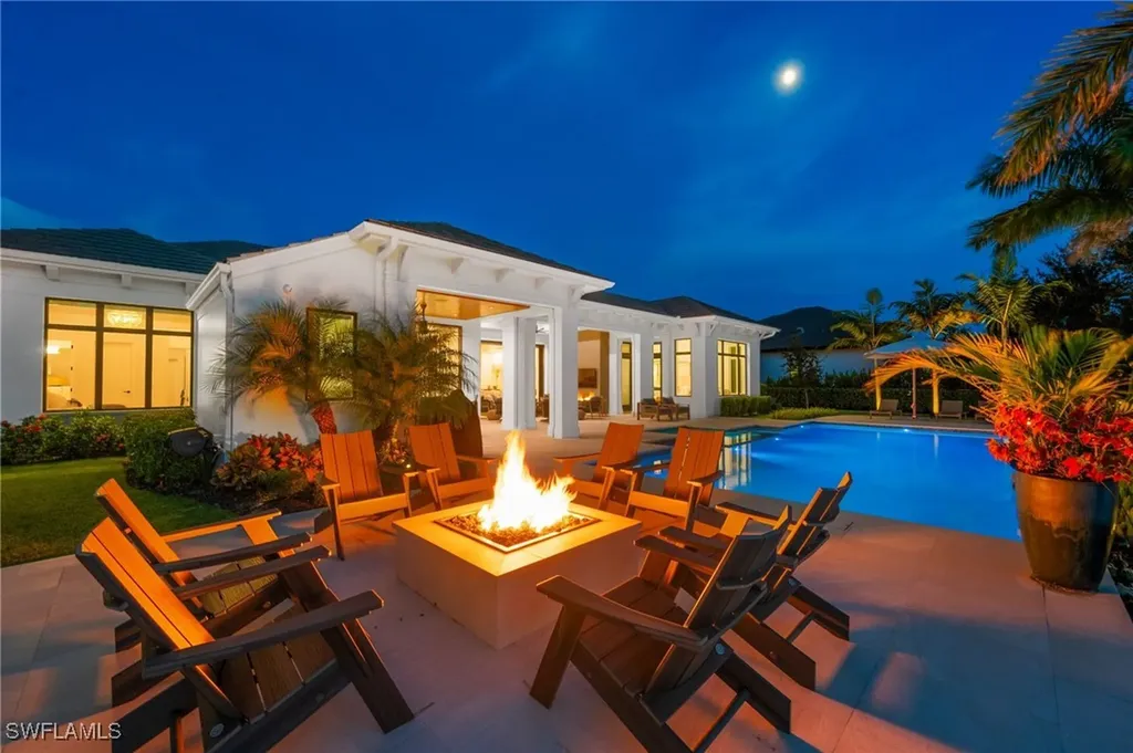 6253 Highcroft Drive Naples FL 34119