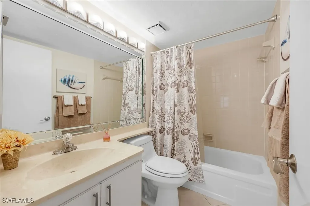 1041 Swallow Avenue Marco Island FL 34145