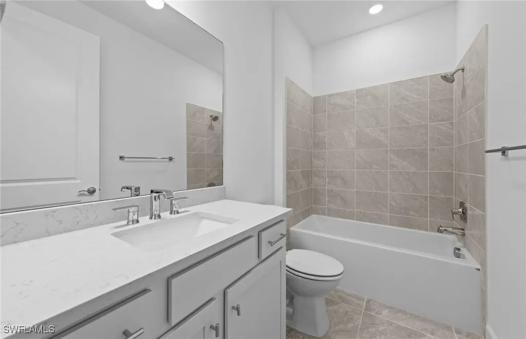 3861 Passion Vine Drive Alva FL 33920