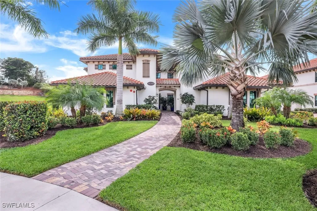 16348 Viansa Way Naples FL 34110