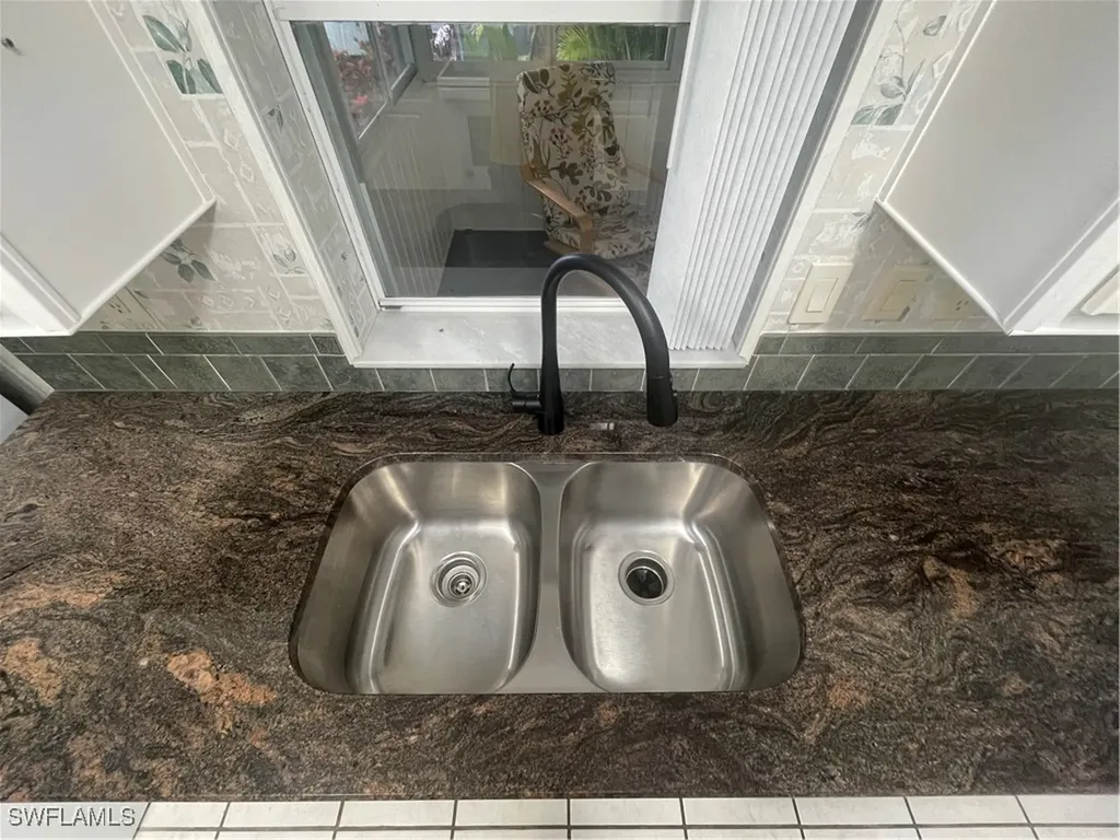 5870 Burrwood Court Fort Myers FL 33905