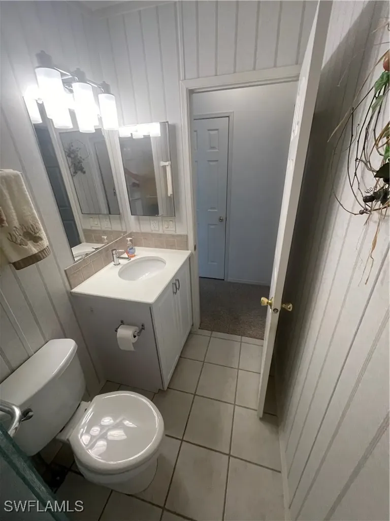 5870 Burrwood Court Fort Myers FL 33905