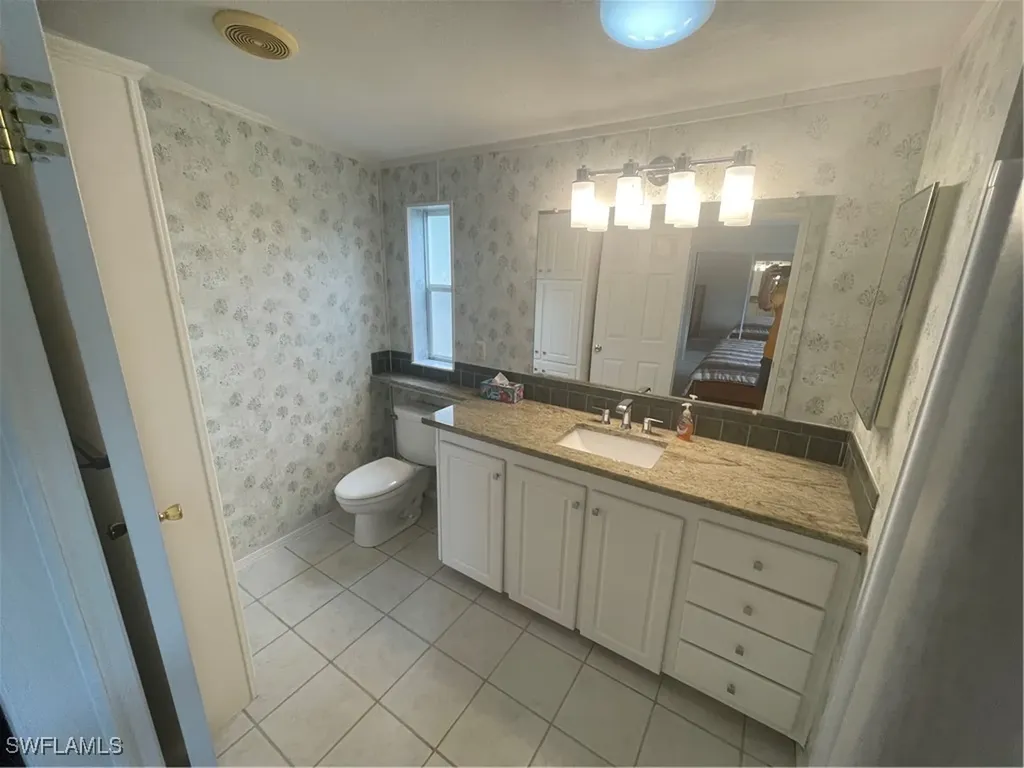 5870 Burrwood Court Fort Myers FL 33905