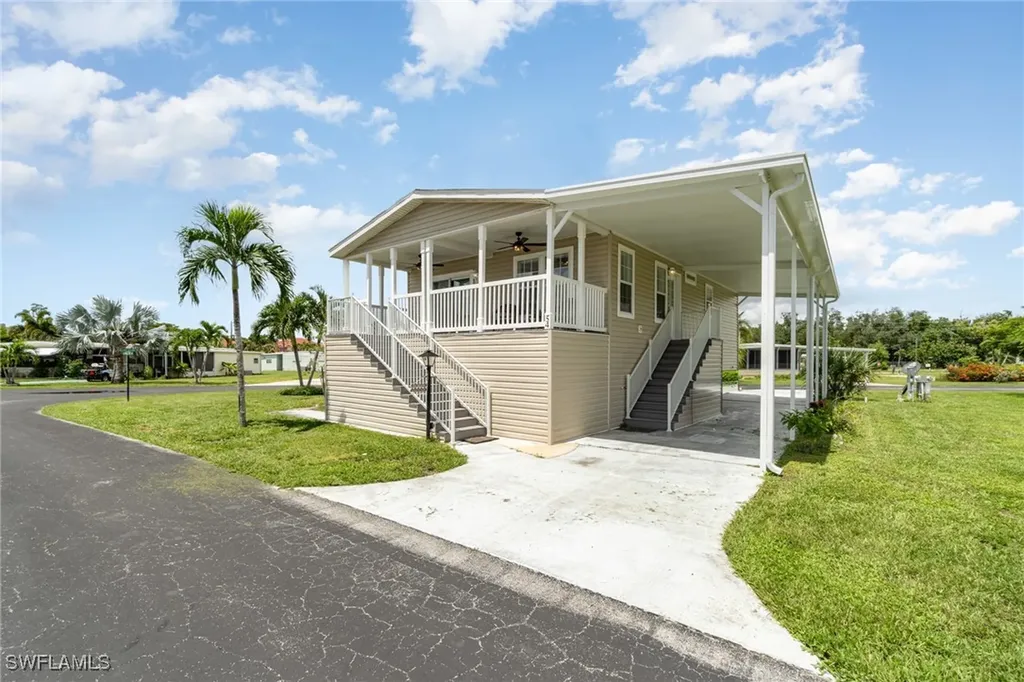 54 Sturbridge Lane Fort Myers FL 33908