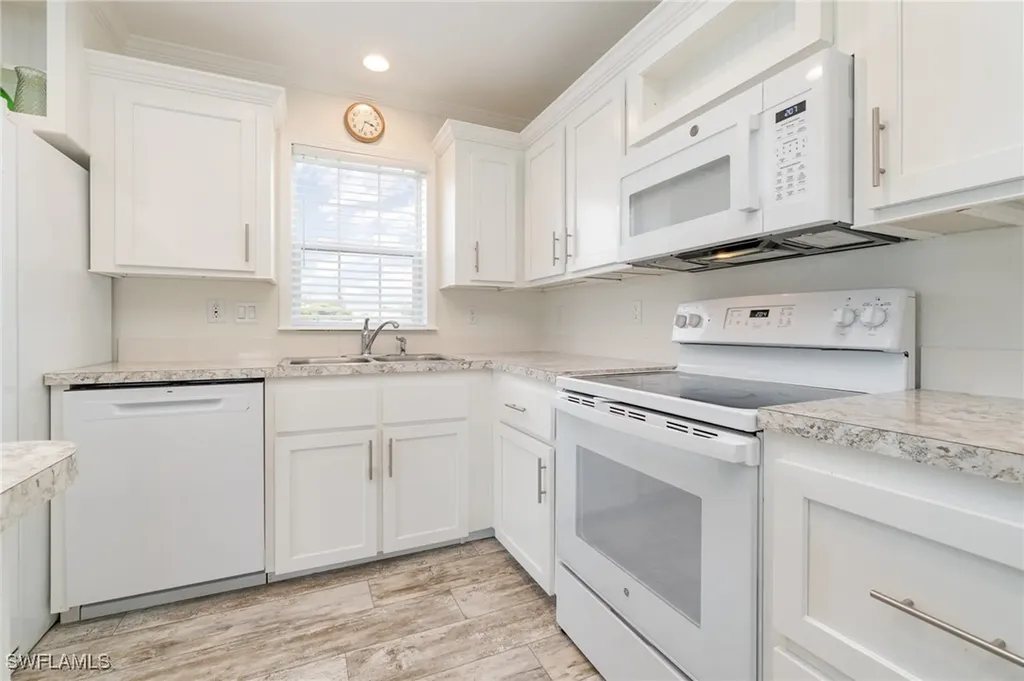 54 Sturbridge Lane Fort Myers FL 33908