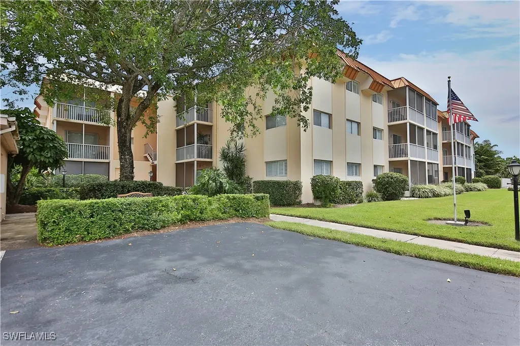1100 Gulf Shore Boulevard N Naples FL 34102