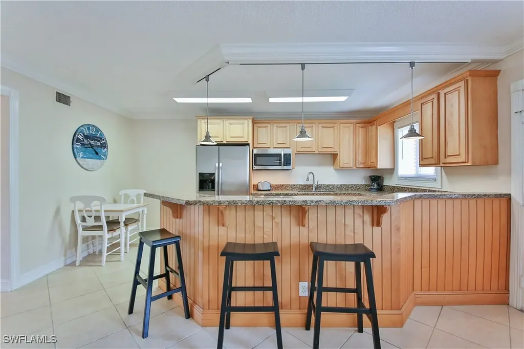 1100 Gulf Shore Boulevard N Naples FL 34102