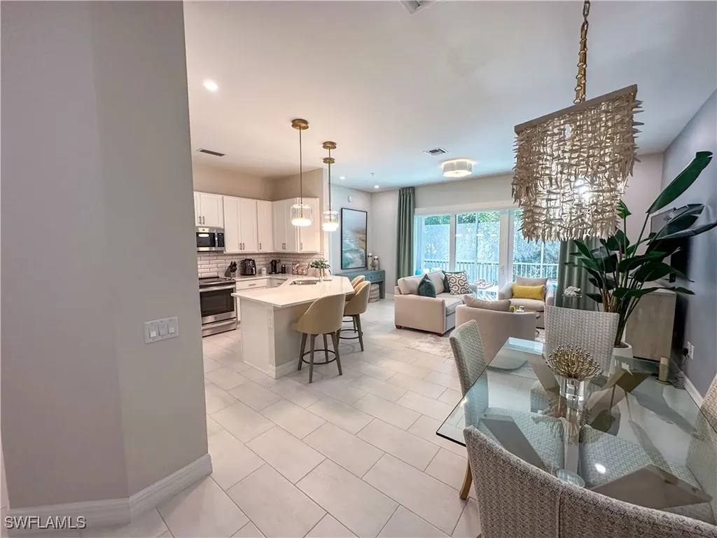 232 Indies Drive E Naples FL 34114