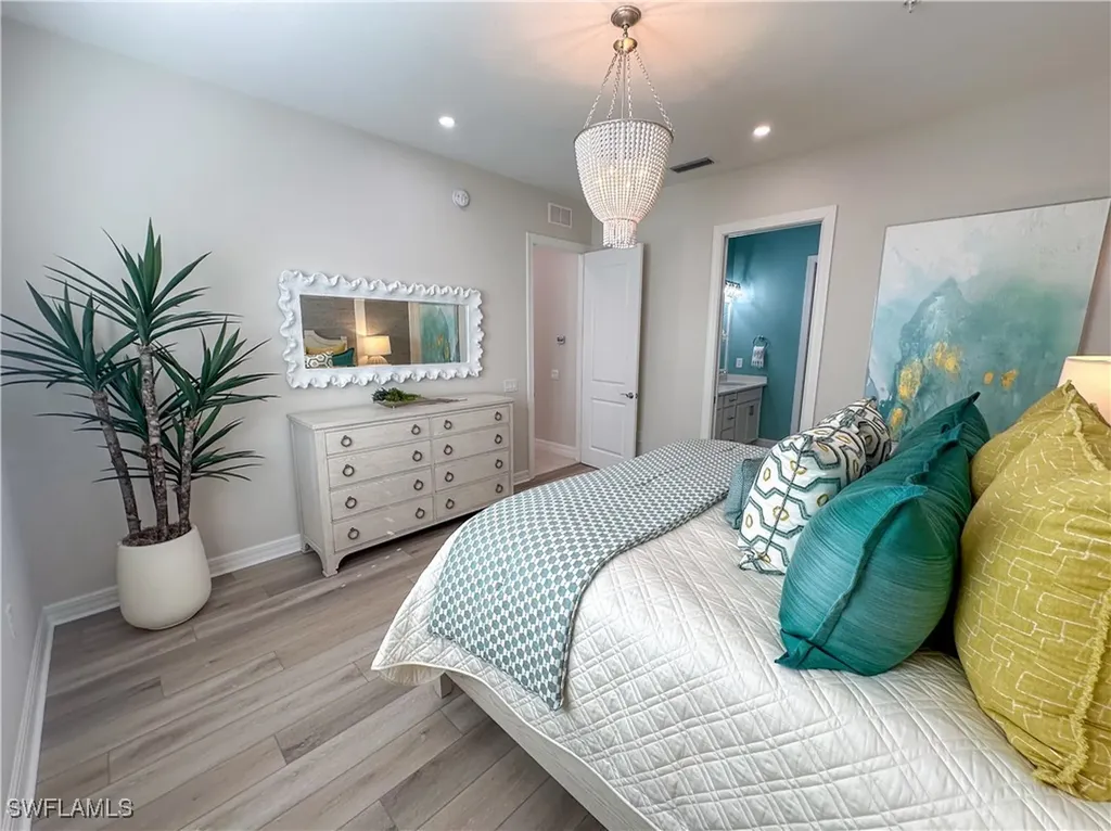 232 Indies Drive E Naples FL 34114