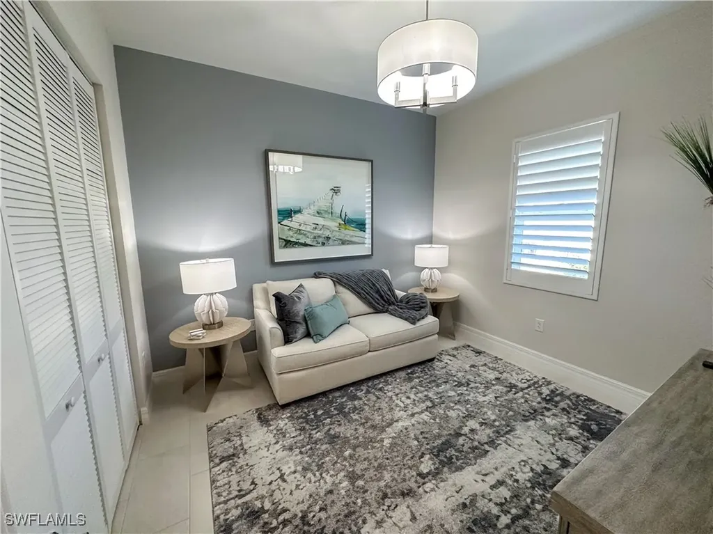 232 Indies Drive E Naples FL 34114