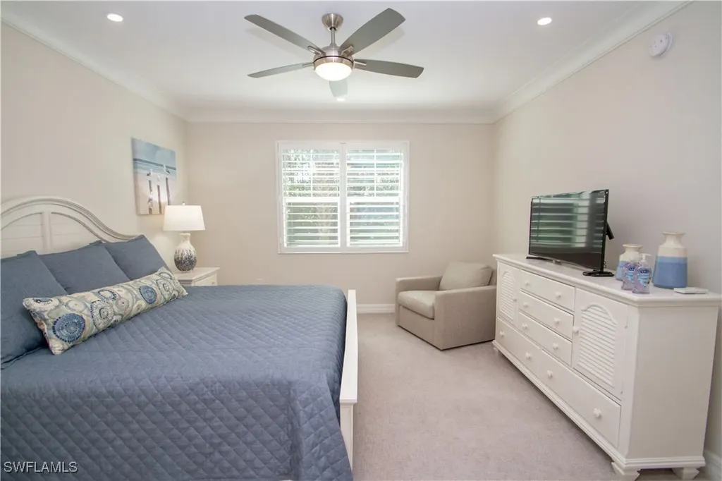 232 Indies Drive E Naples FL 34114